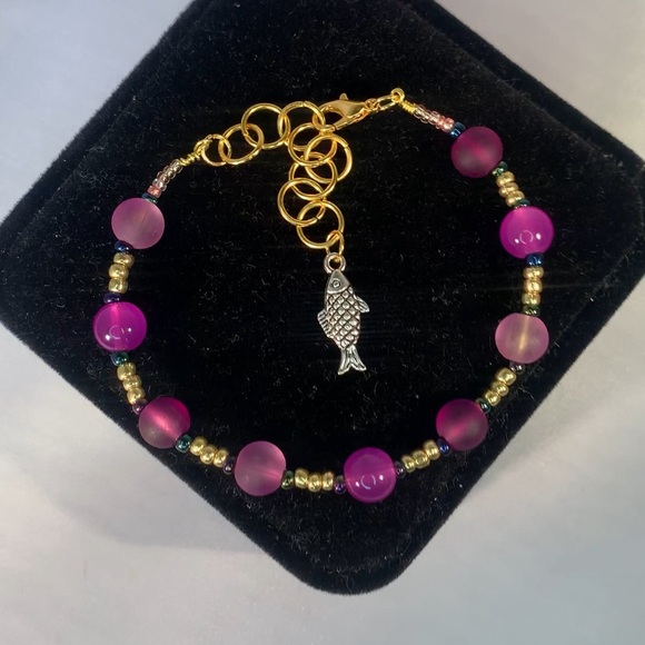 PLUM TIDES — Designer Purple Gold Glass Bead & Copper Bracelet with Fish Charm - Picture 2 of 6